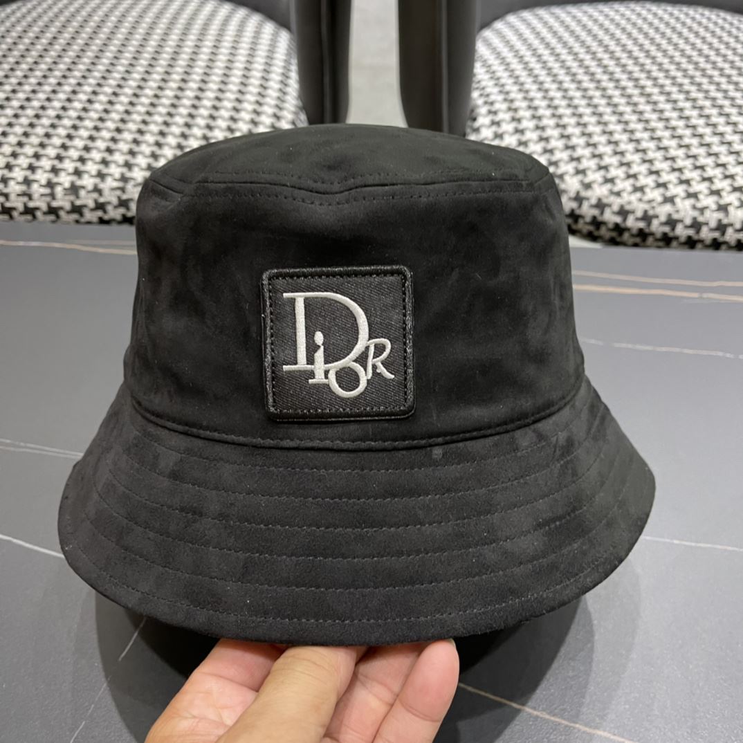 Christian Dior Caps